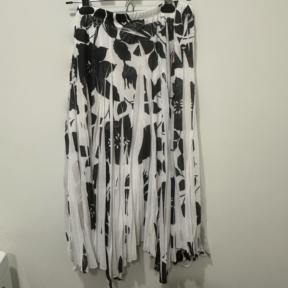 Maurice’s flowy skirt